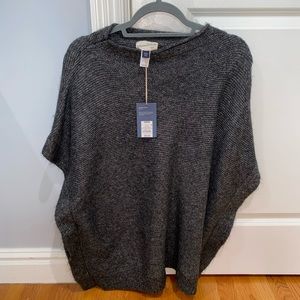 Universal Thread gray poncho